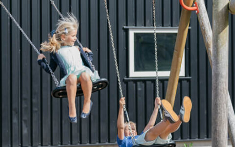 Kinderboerderij met speeltuin